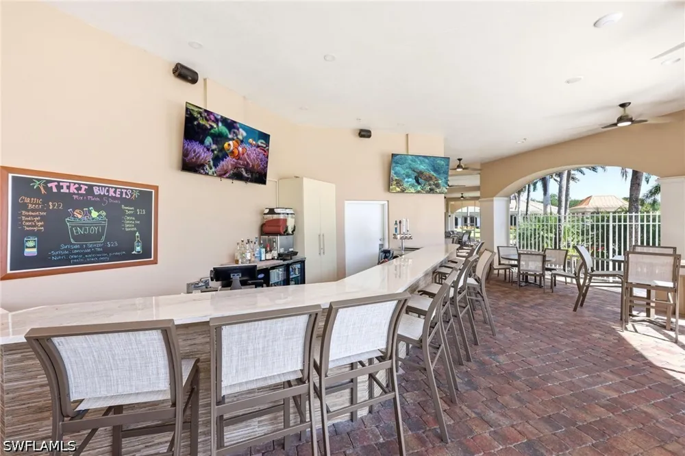 Xenia Lane Naples, FL 34114