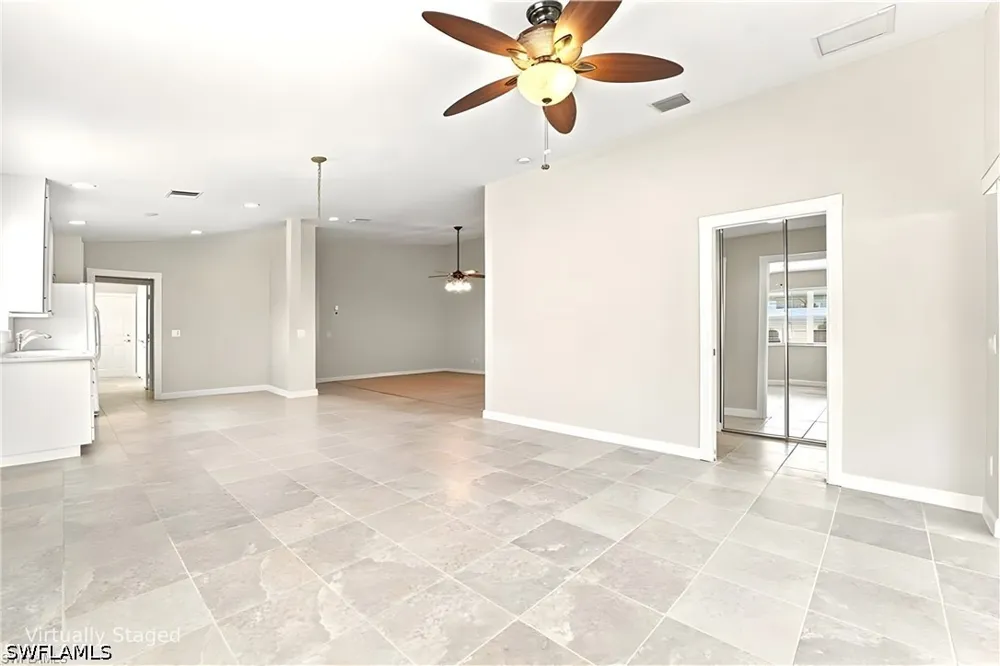 Xenia Lane Naples, FL 34114