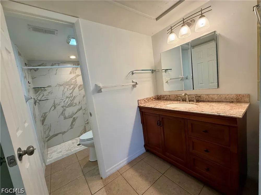 Cape Coral Parkway W #5 Cape Coral, FL 33914
