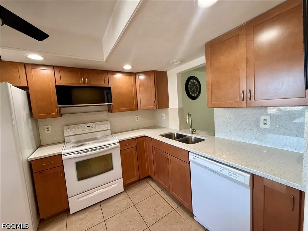 Cape Coral Parkway W #5 Cape Coral, FL 33914