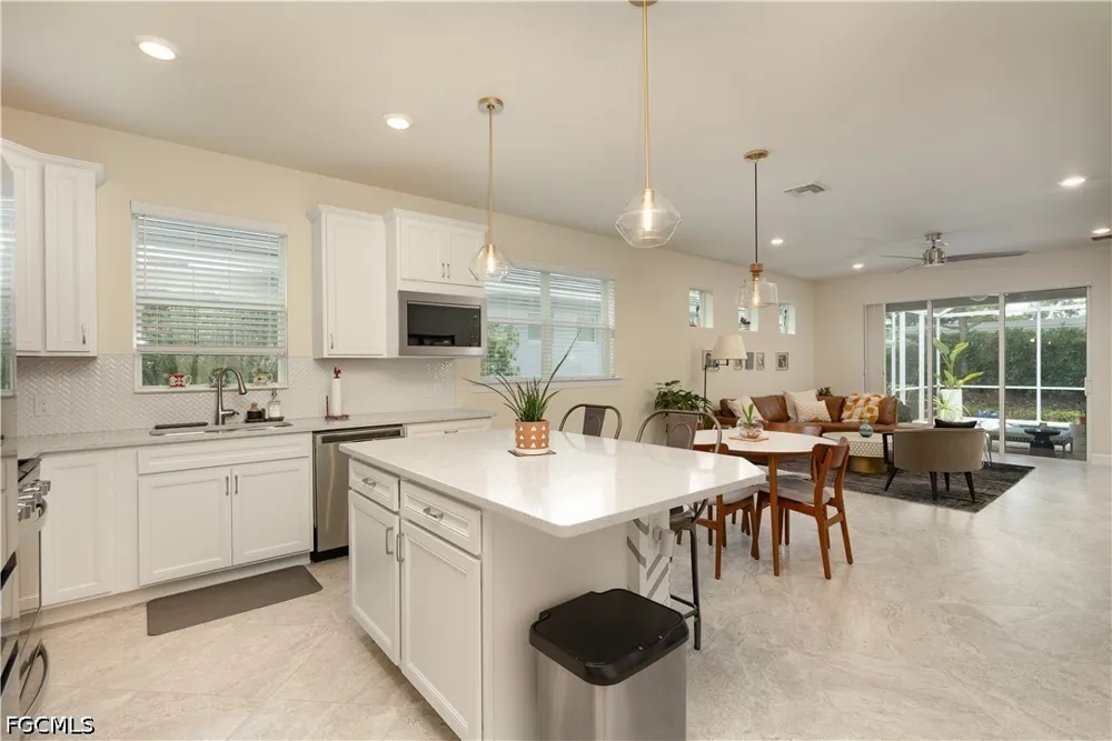 Manatee Key Lane Estero, FL 33928