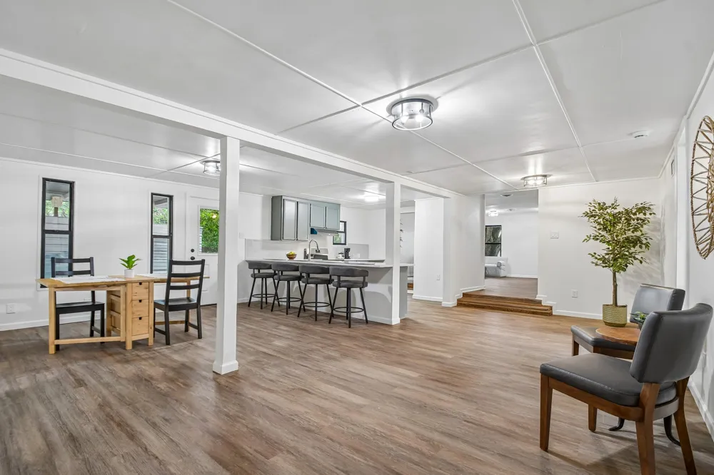 605 Bishop Street Smithville, TX 78957