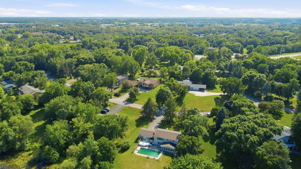 7126 196th Avenue NE New London, MN 56273