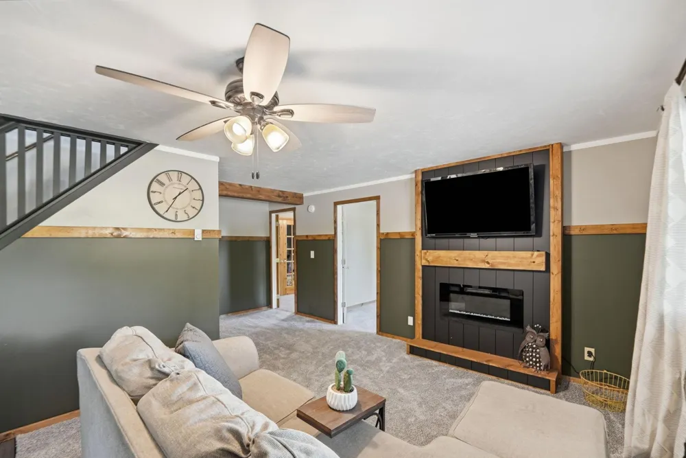 7126 196th Avenue NE New London, MN 56273