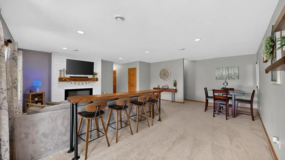 1002 John & Mary Drive SE Chatfield, MN 55923