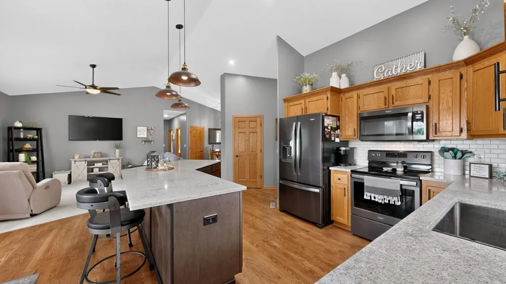 1002 John & Mary Drive SE Chatfield, MN 55923