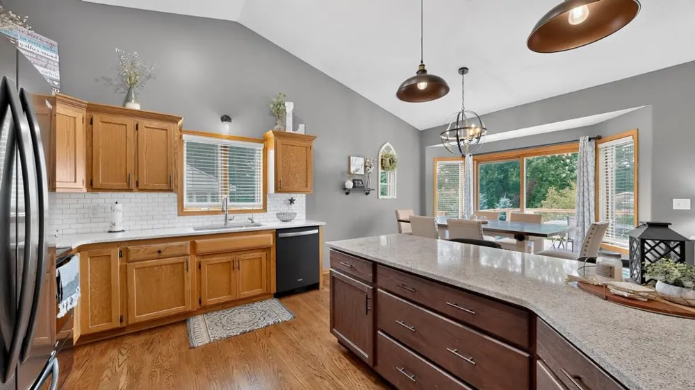 1002 John & Mary Drive SE Chatfield, MN 55923