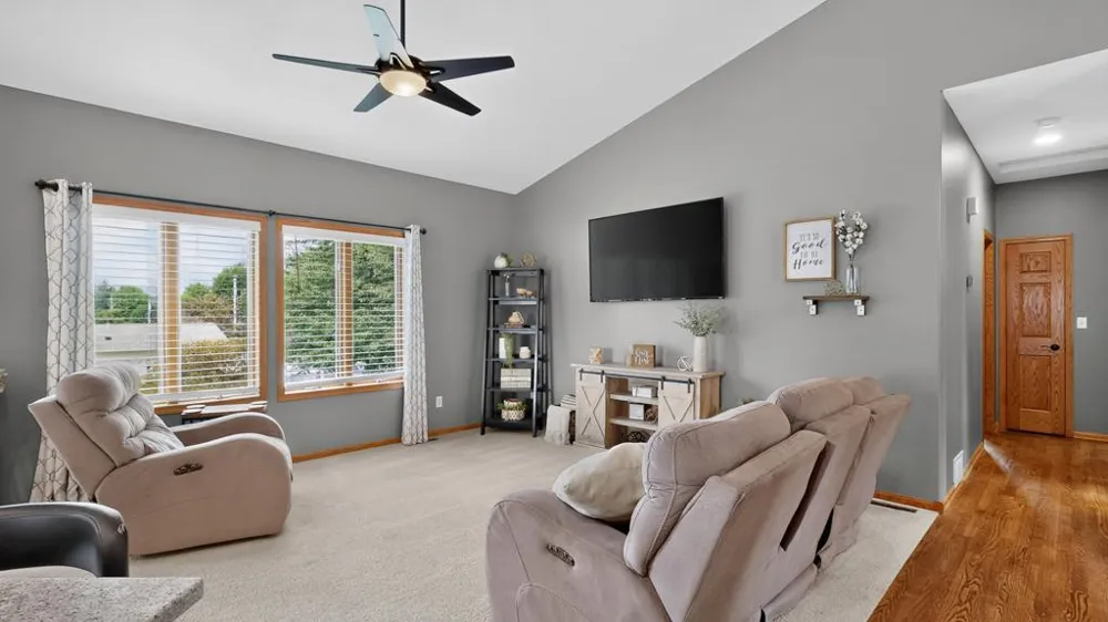 1002 John & Mary Drive SE Chatfield, MN 55923