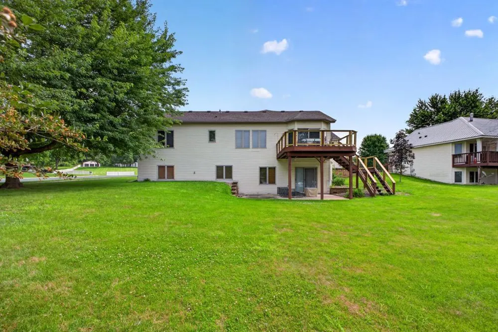 1002 John & Mary Drive SE Chatfield, MN 55923