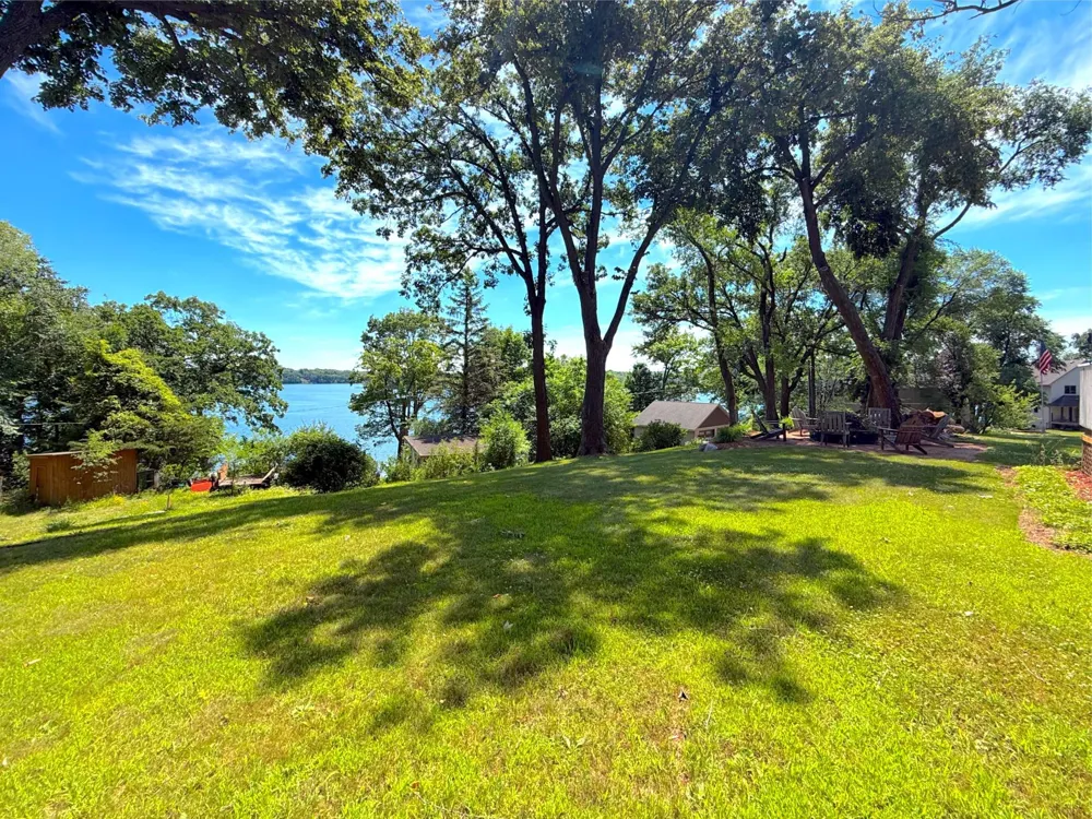 16064 62nd Street NW South Haven, MN 55382