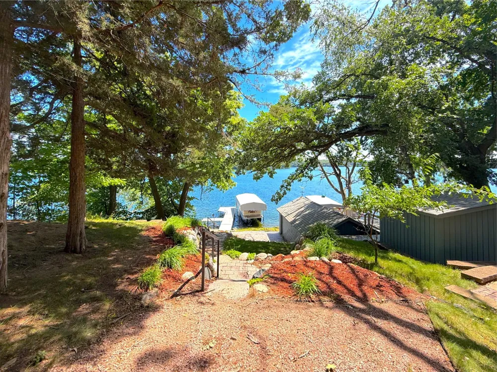 16064 62nd Street NW South Haven, MN 55382