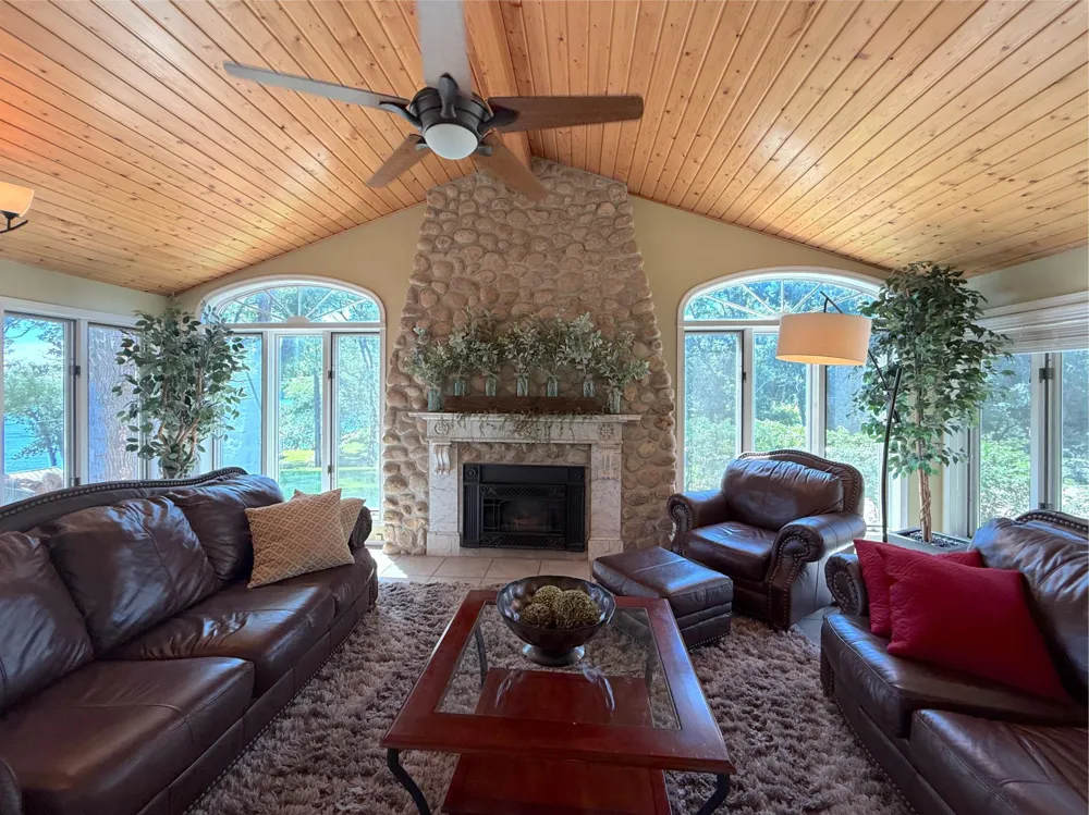 16064 62nd Street NW South Haven, MN 55382