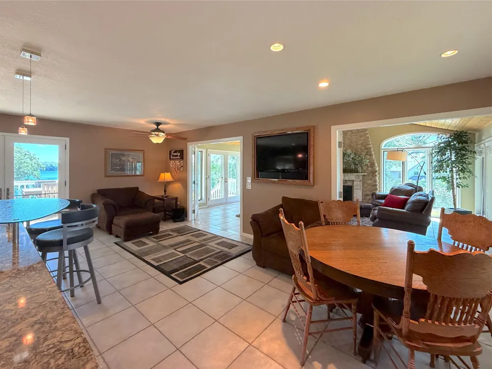 16064 62nd Street NW South Haven, MN 55382