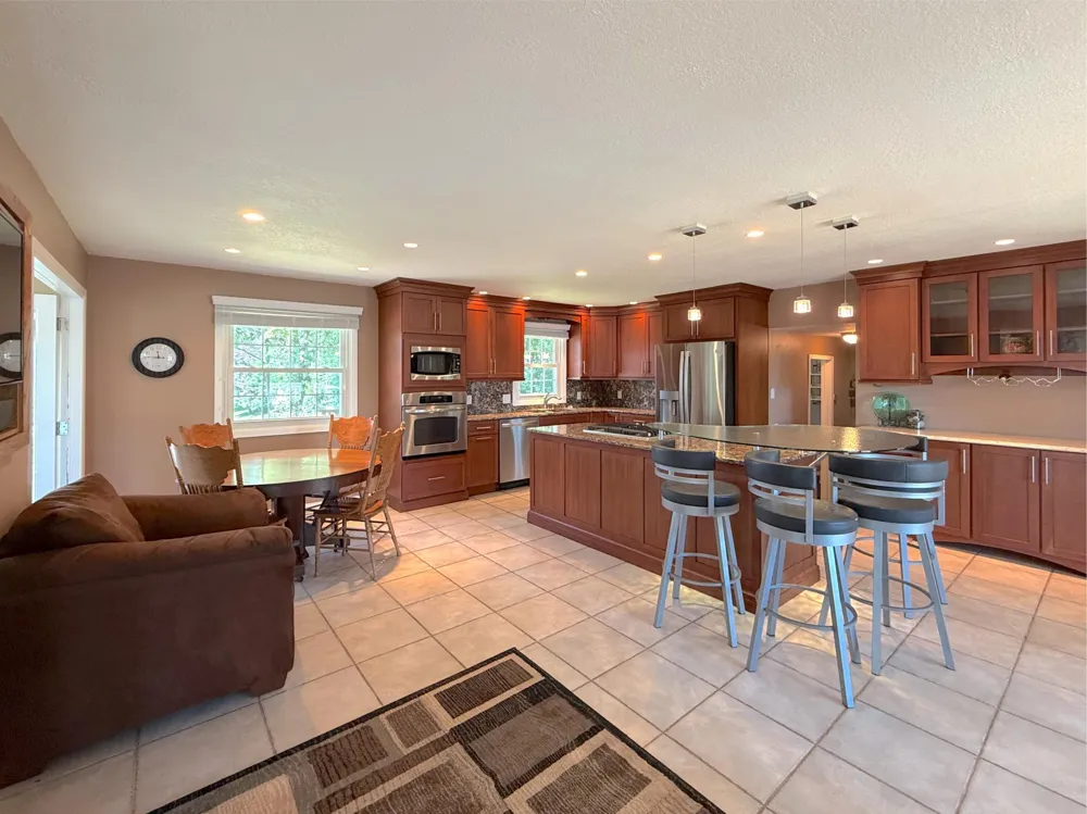 16064 62nd Street NW South Haven, MN 55382