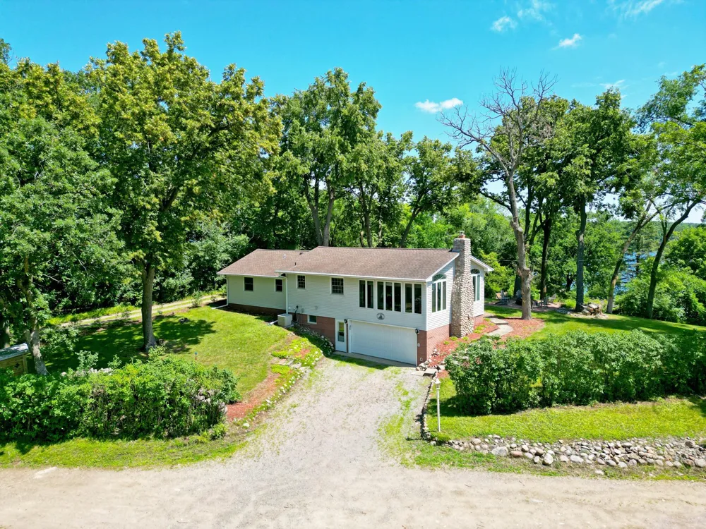 16064 62nd Street NW South Haven, MN 55382