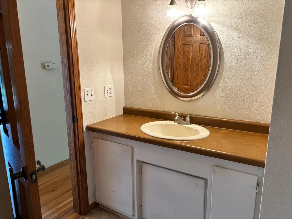 1306 Crestview Road Albert Lea, MN 56007