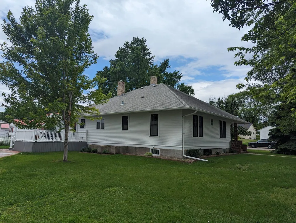 107 7th Avenue W Lisbon, ND 58054