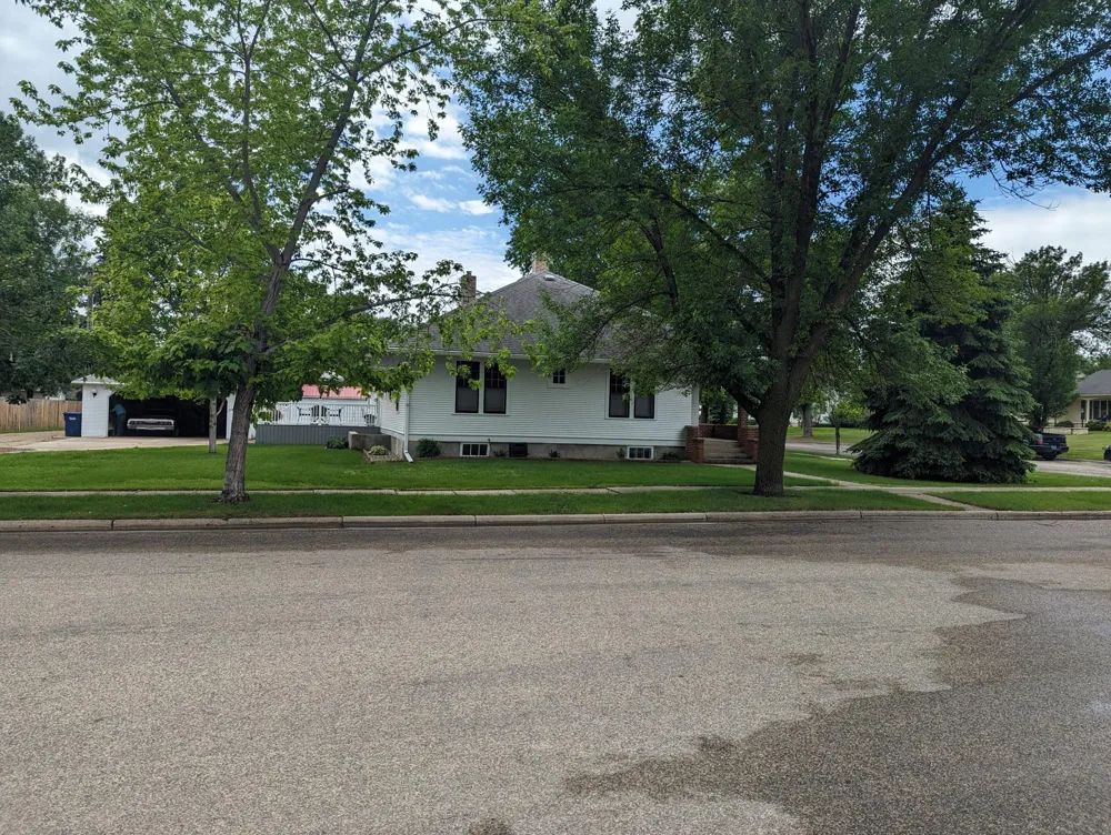 107 7th Avenue W Lisbon, ND 58054