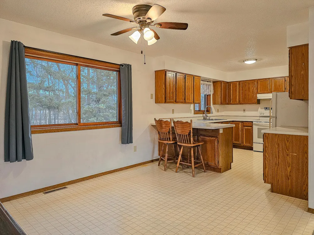 51872 Co Hwy 53 Perham, MN 56573