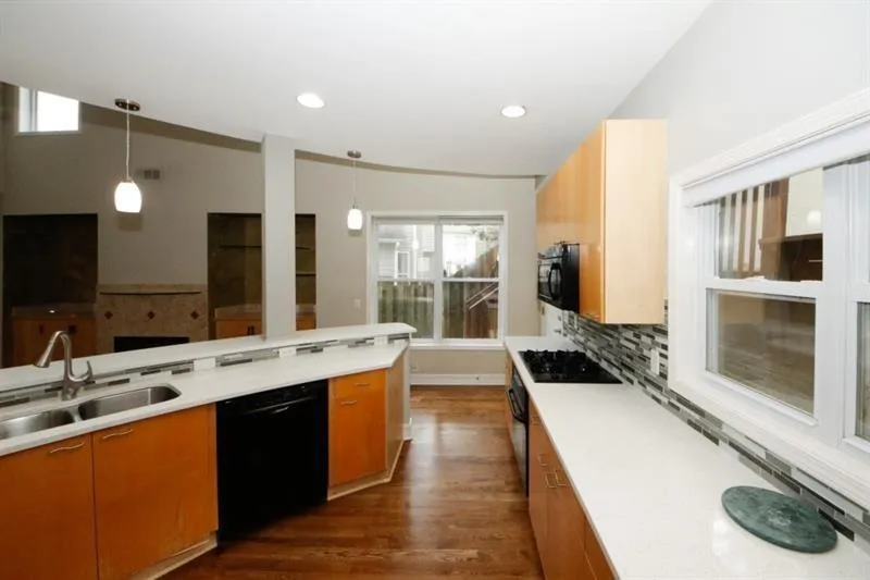 1354 Brookhaven Village Circle NE Brookhaven, GA 30319