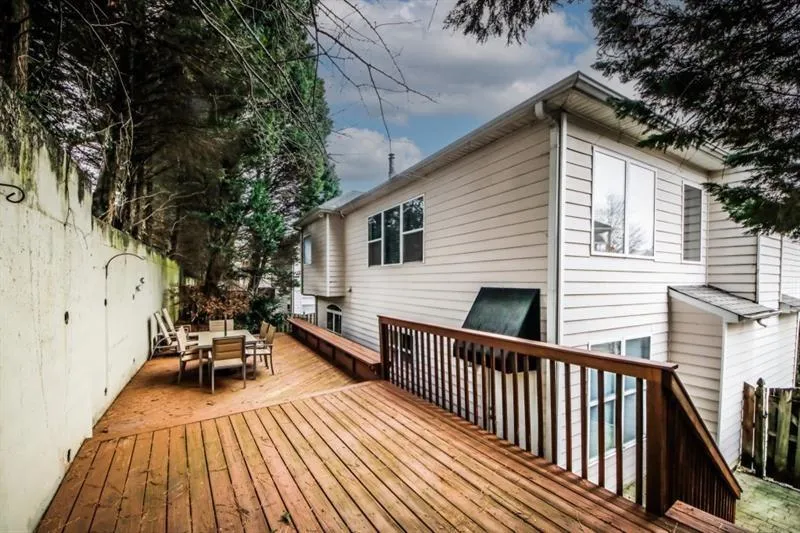 1354 Brookhaven Village Circle NE Brookhaven, GA 30319