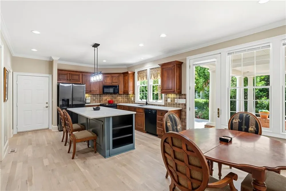 148 Parkside Lane Eatonton, GA 31024
