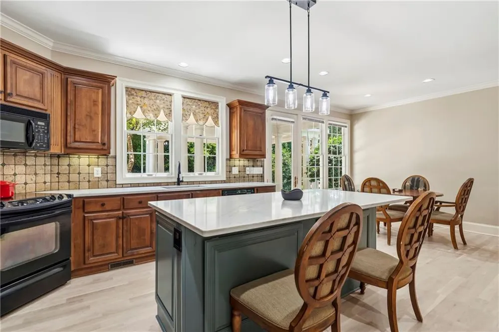 148 Parkside Lane Eatonton, GA 31024