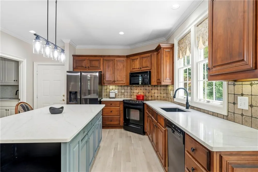 148 Parkside Lane Eatonton, GA 31024
