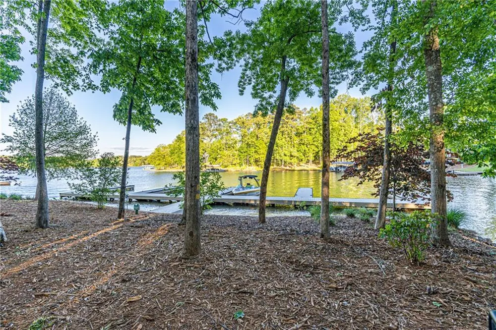 148 Parkside Lane Eatonton, GA 31024