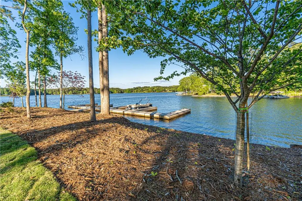 148 Parkside Lane Eatonton, GA 31024