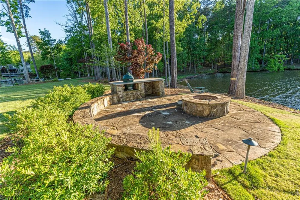 148 Parkside Lane Eatonton, GA 31024