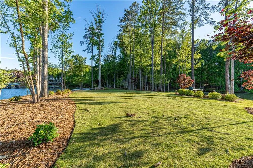 148 Parkside Lane Eatonton, GA 31024