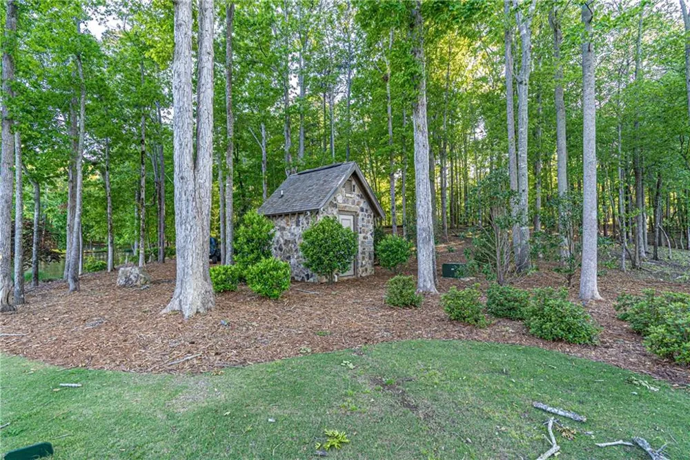 148 Parkside Lane Eatonton, GA 31024