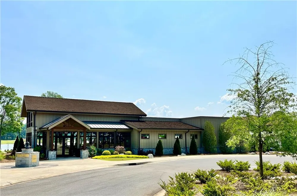 148 Parkside Lane Eatonton, GA 31024