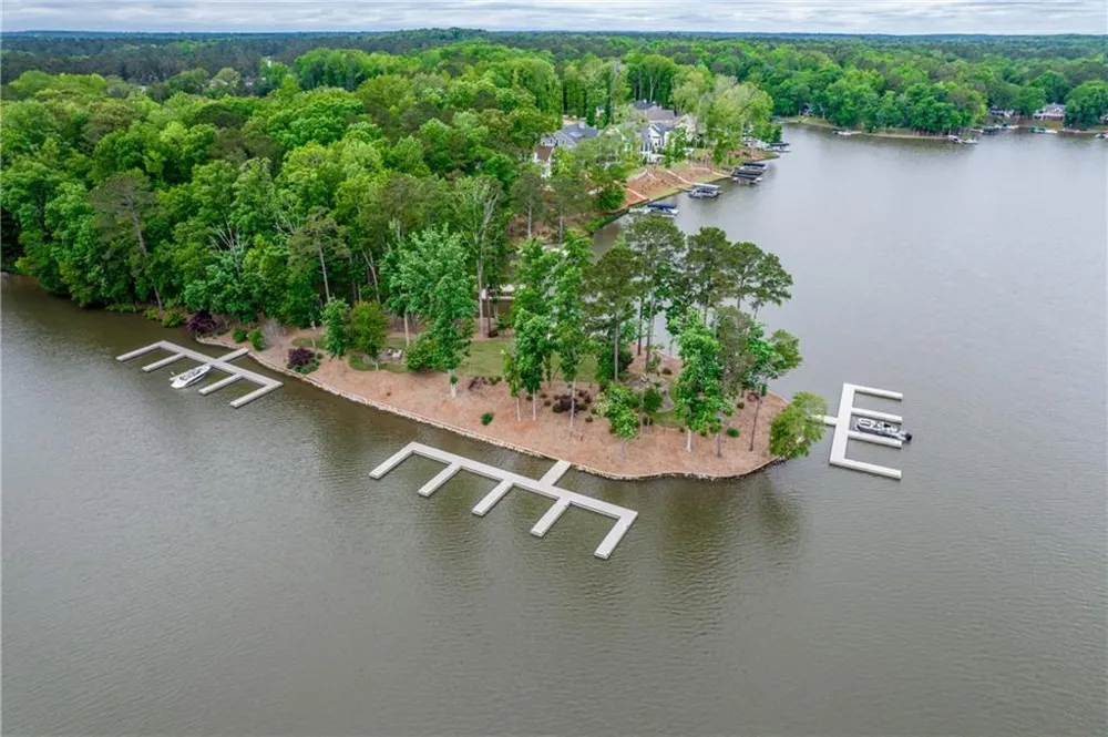 148 Parkside Lane Eatonton, GA 31024