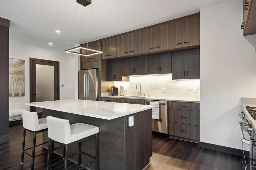 253 Lake Street E #208 Wayzata, MN 55391