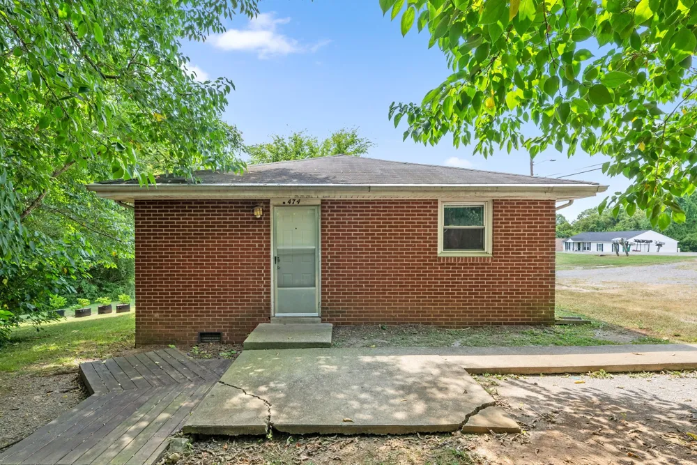 454 Circle Drive #C Clarksville, TN 37043