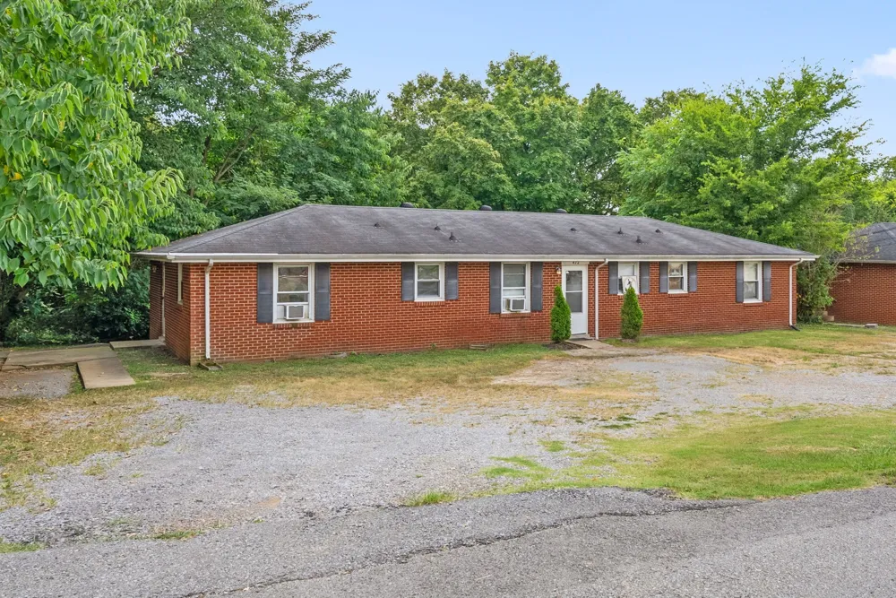 454 Circle Drive #C Clarksville, TN 37043