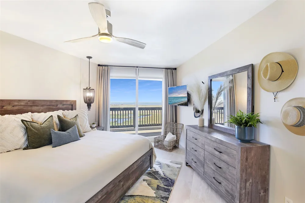 6745 Seacomber Drive #1102 Port Aransas, TX 78373