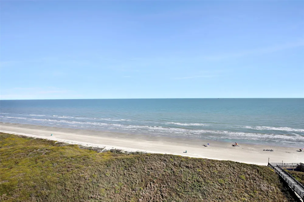 6745 Seacomber Drive #1102 Port Aransas, TX 78373