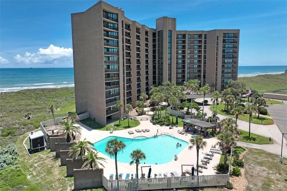 6745 Seacomber Drive #1102 Port Aransas, TX 78373