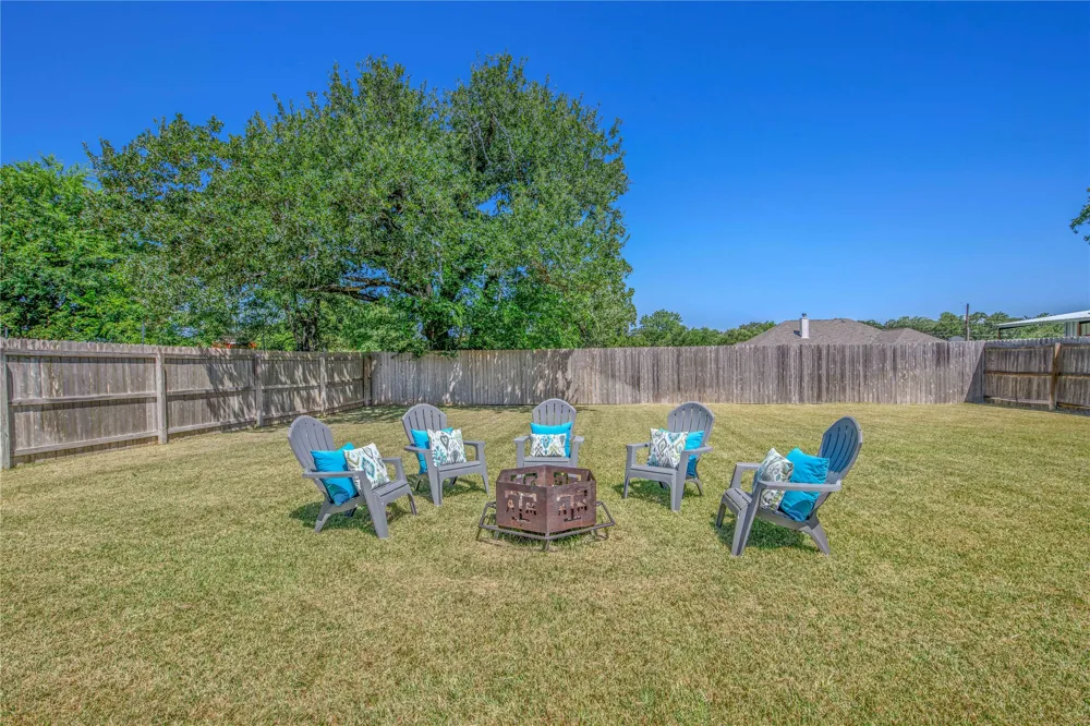 4117 Vintage Estates Court Bryan, TX 77808