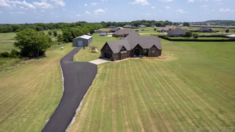 3488 Bryan Road