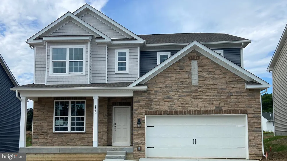 214 LINDSEY DRIVE Columbia, PA 17512