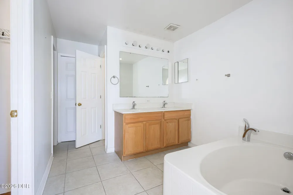1690 Santee Avenue Deltona, FL 32738