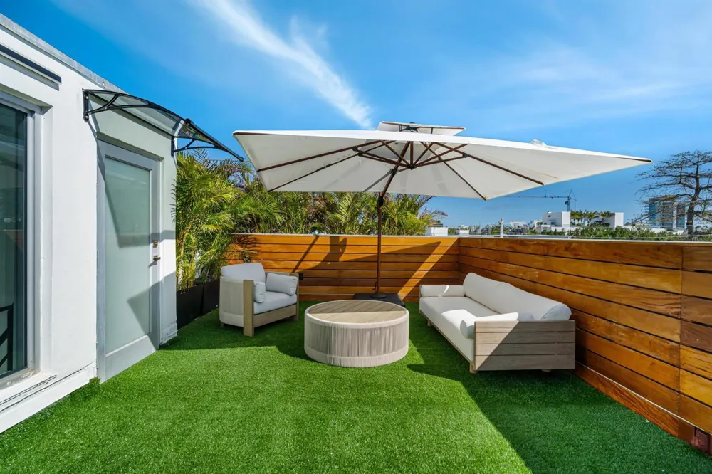 361 Jefferson Avenue Miami Beach, FL 33139