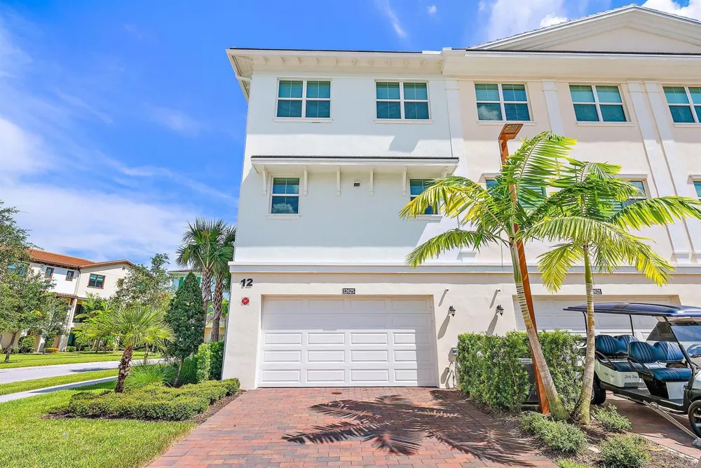 12625 MACHIAVELLI WAY Palm Beach Gardens, FL 33418
