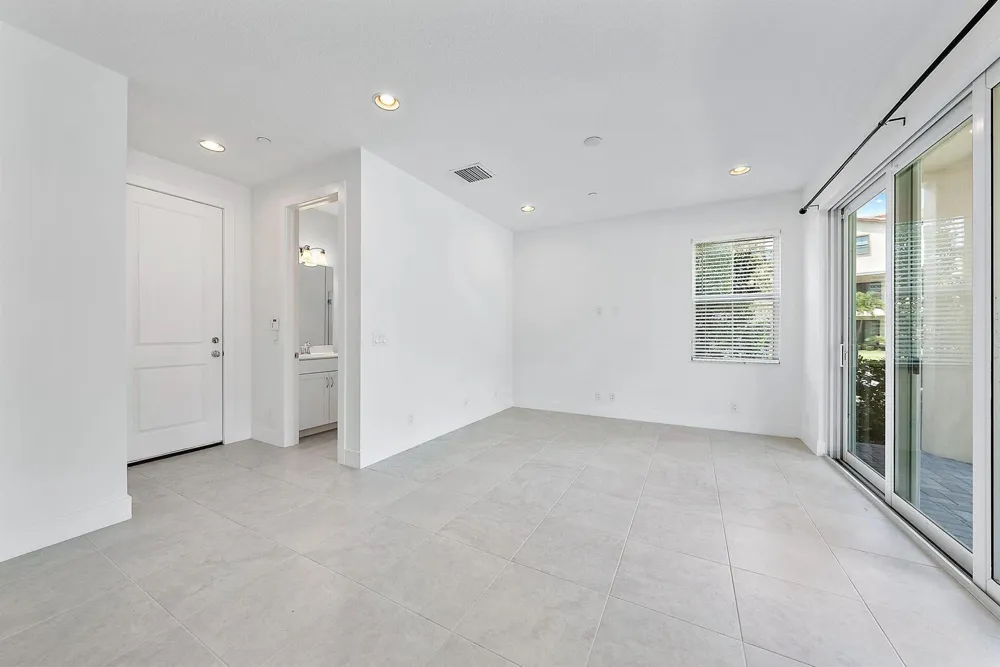 12625 MACHIAVELLI WAY Palm Beach Gardens, FL 33418