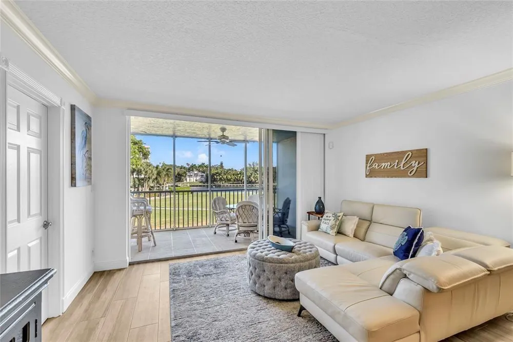 3150 NE 48th Court #204 Lighthouse Point, FL 33064