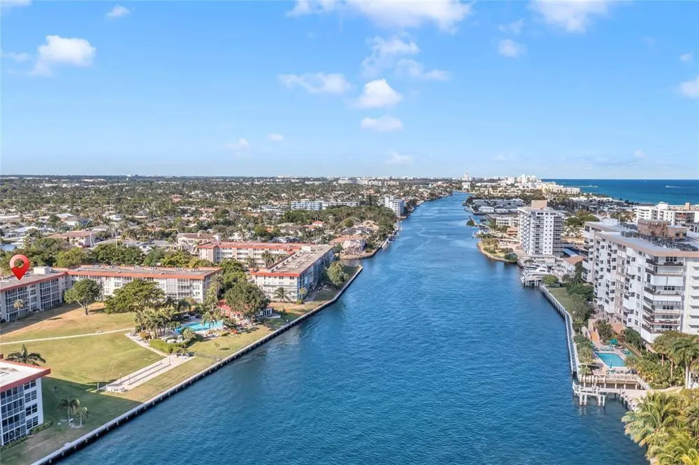 3150 NE 48th Court #204 Lighthouse Point, FL 33064